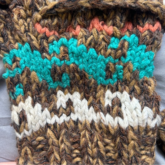 Unique and cozy Brown and Teal Marled Knit Mittens - Picture 4 of 4